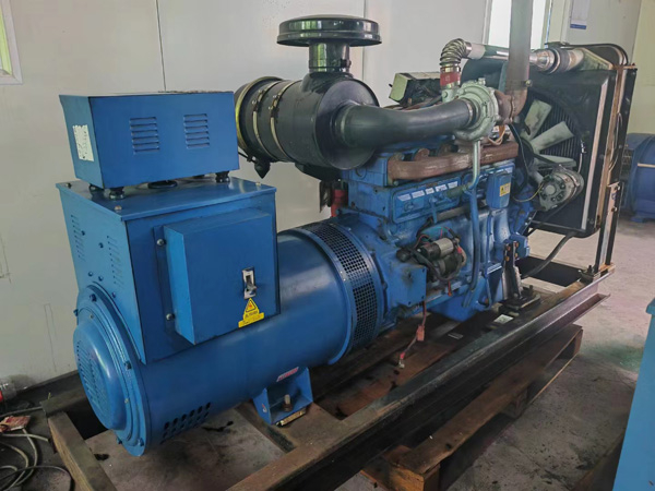 天元100kW柴油发电机组使用多级机油有哪些优缺点？